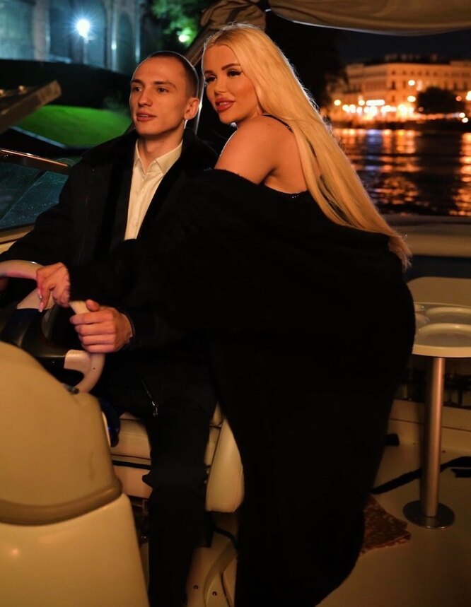 Катя Самбука Тверьдегі онлайн шоуы