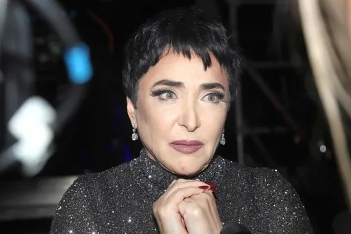 Лолита Милявская поблагодарила журналистов за помощь Лолита Милявская поблагодарила журналистов за помощь