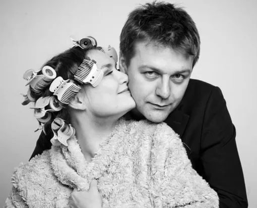 Мария и Александр состоят в браке с 2009 года Мария и Александр состоят в браке с 2009 года