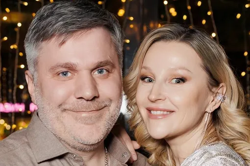 Ольга Медынич появилась с мужем-актером на премьере заключительного сезона сериала «Вампиры средней полосы»