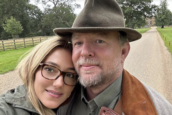 Бисексуалдар мен трансвеститтердің үлкен оргиясы