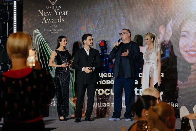 Влад Петров Влад Петров