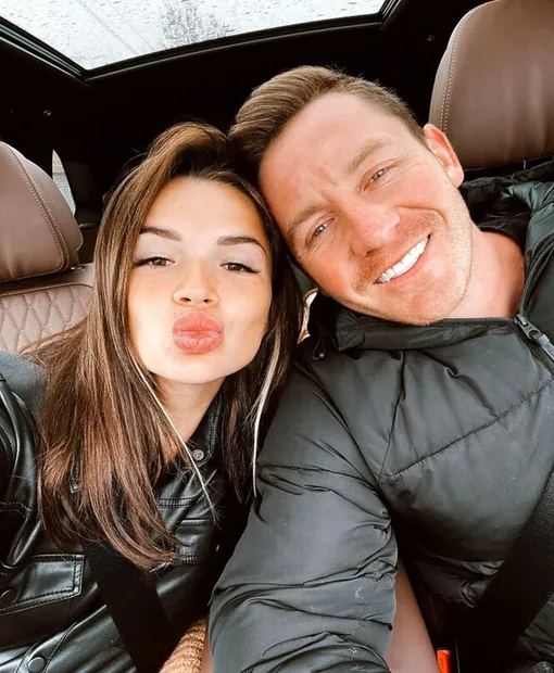 Надин Серовски и Никита Серов расстались