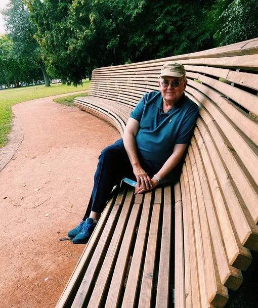 Юрий Стоянов резко осуждает антиковидников Юрий Стоянов резко осуждает антиковидников