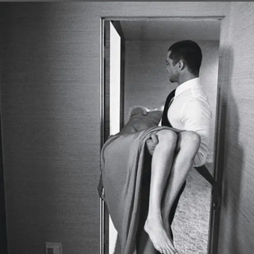 Брэд и Анджелина вызвали бурные обсуждения этой съемкой