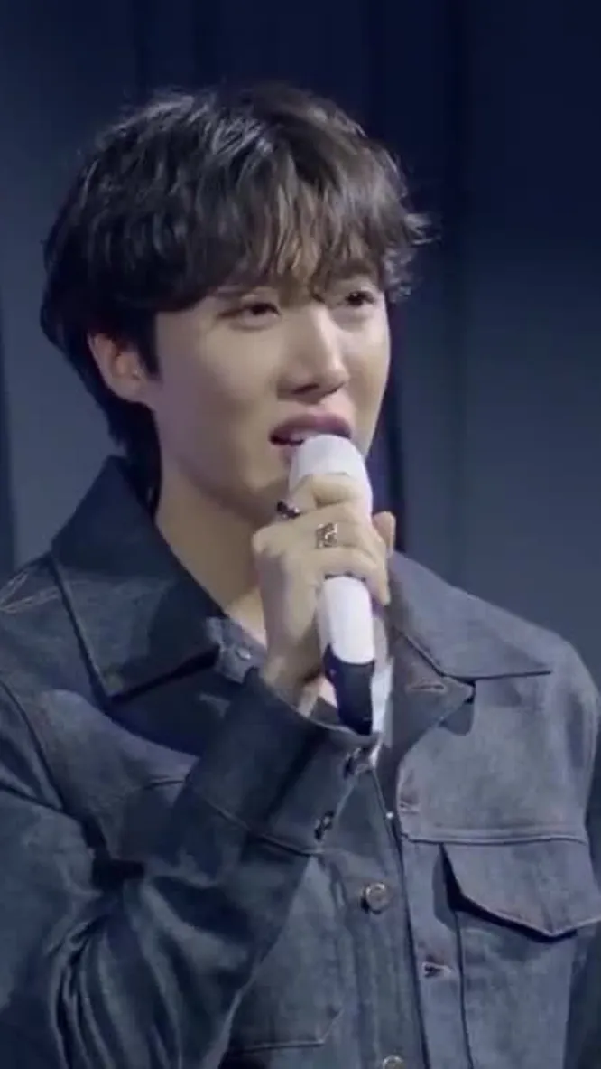 Нажми и смотри