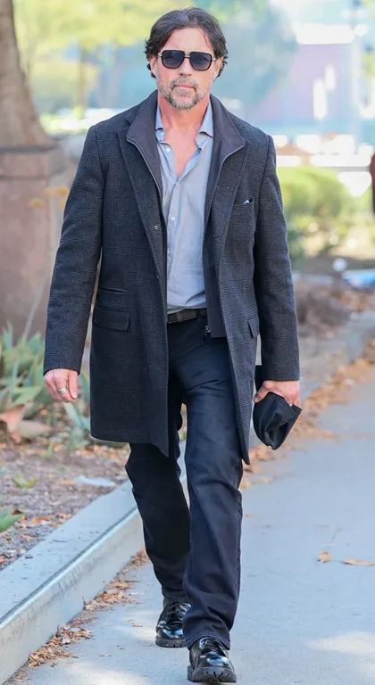 Аарон Файперс должен выплатить крупную сумму