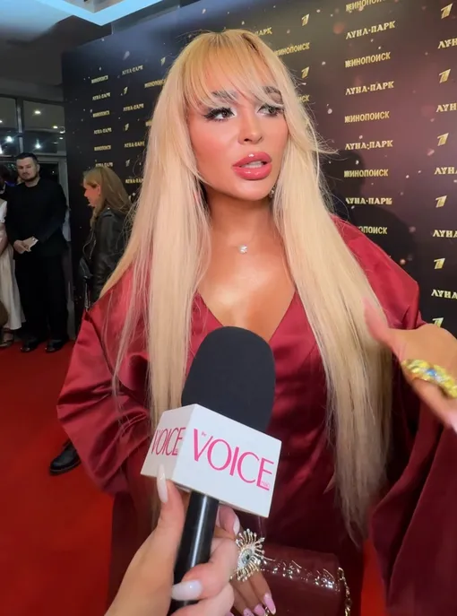 Анна Калашникова на премьере сериала «Чудо» Анна Калашникова на премьере сериала «Чудо»