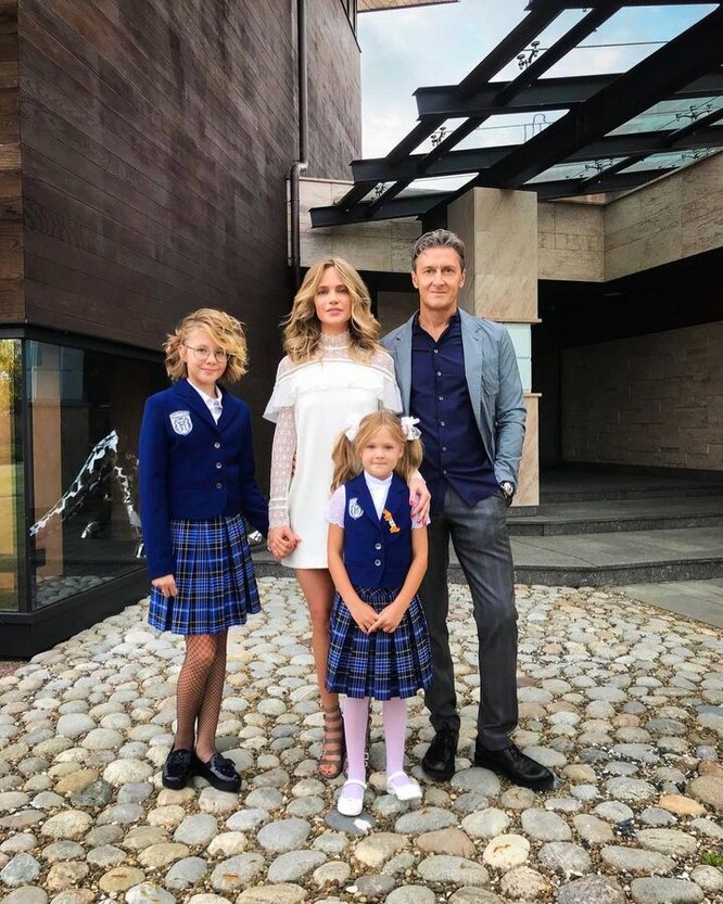 Молодежкадағы Янаның жалаңаш суреті