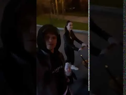 Нажми и смотри