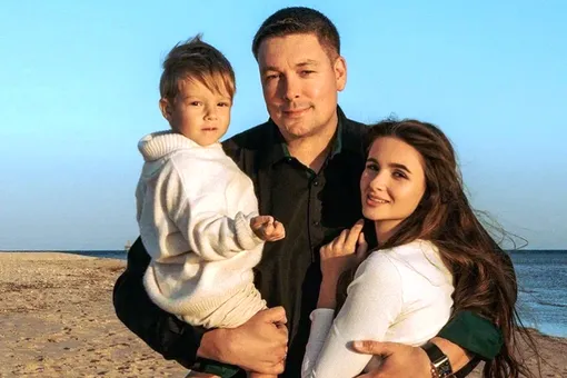 «Я переживаю сильный стресс»: жена звезды «Дома-2» Андрея Чуева объявила о разводе с ним «Я переживаю сильный стресс»: жена звезды «Дома-2» Андрея Чуева объявила о разводе с ним