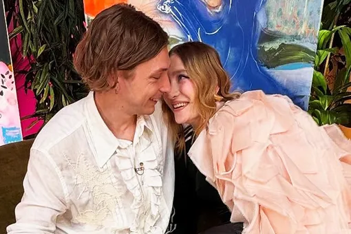 Свадьба в Краснодаре: Маша Миногарова вышла замуж за актера сериала «Папины дочки» Свадьба в Краснодаре: Маша Миногарова вышла замуж за актера сериала «Папины дочки»