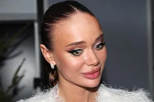 «Я ее подвела»: Яна Кошкина с мамой после скандалов потерпели фиаско в шоу «Сокровища императора» «Я ее подвела»: Яна Кошкина с мамой после скандалов потерпели фиаско в шоу «Сокровища императора»