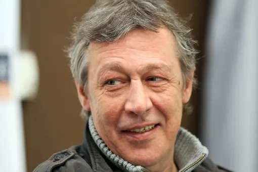 Новый хозяин машины Михаила Ефремова, на которой он устроил смертельное ДТП, выставил ее на продажу за 5 млн рублей Новый хозяин машины Михаила Ефремова, на которой он устроил смертельное ДТП, выставил ее на продажу за 5 млн рублей