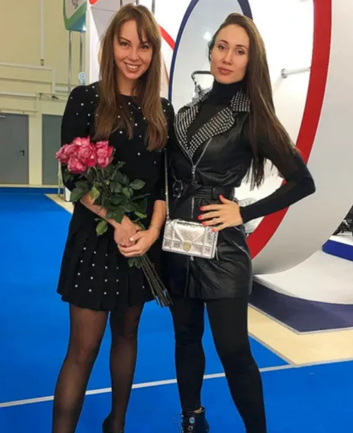 Полина Диброва и Елена Товстик были подругами Полина Диброва и Елена Товстик были подругами