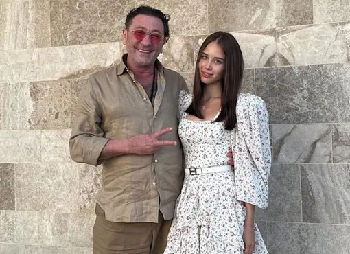 Григорий Лепс и Аврора Киба на отдыхе в Черногории Григорий Лепс и Аврора Киба на отдыхе в Черногории