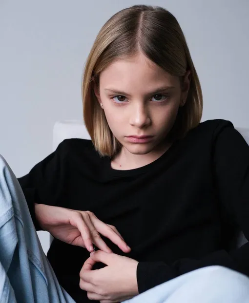 Алисе 12 лет