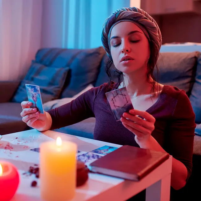 Таро для партнеров: арканы, которые укрепят ваши отношения