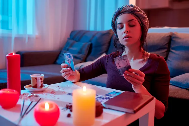 Таро для партнеров: арканы, которые укрепят ваши отношения