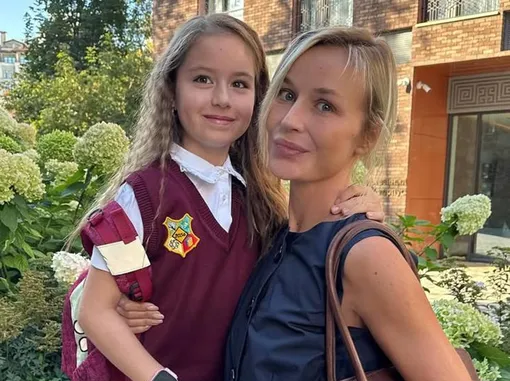 Полина Гагарина с дочерью Мией