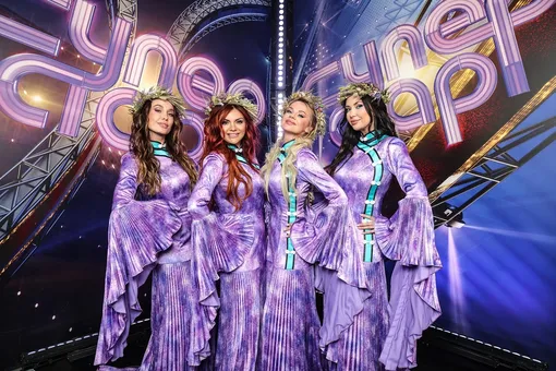 Группа «Тутси» на сцене шоу