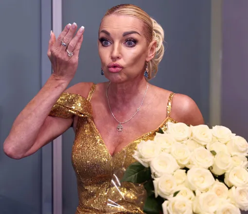 Анастасия Волочкова эмоционально обратилась к хейтерам