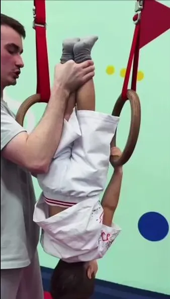 Нажми и смотри