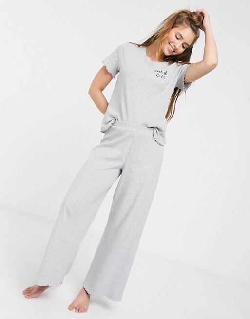 Самые красивые и удобные женские пижамы 2020 года