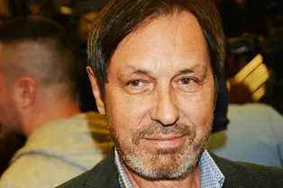 «Поражен речевой центр, умерли клетки мозга»: жена тяжелобольного Николая Носкова рассказала его состоянии «Поражен речевой центр, умерли клетки мозга»: жена тяжелобольного Николая Носкова рассказала его состоянии