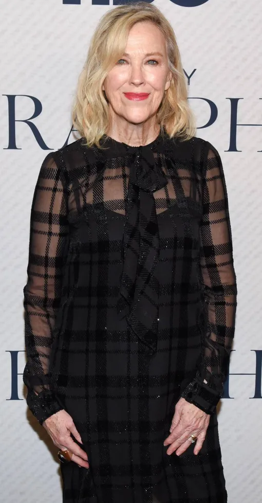 Кэтрин О'Хара умерла в своем доме Кэтрин О'Хара умерла в своем доме