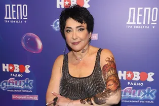 «Спрашиваю разрешение»: Лолита рассказала, почему делится видео с единственной дочерью Евой в социальных сетях «Спрашиваю разрешение»: Лолита рассказала, почему делится видео с единственной дочерью Евой в социальных сетях