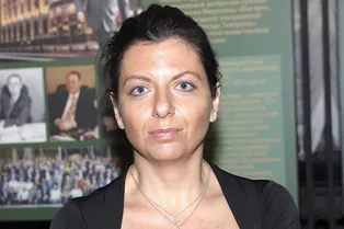 «Я прохожу лечение от рака. Скоро увидите меня в париках»: Маргарита Симоньян после операции раскрыла свой диагноз «Я прохожу лечение от рака. Скоро увидите меня в париках»: Маргарита Симоньян после операции раскрыла свой диагноз