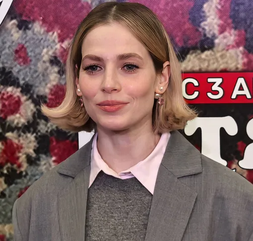 Юлия Снигирь улыбалась на красной дорожке