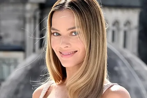 «Зачем всё время обнажаться?»: актрису Марго Робби попросили сменить стилиста после выхода в мини-платье «Зачем всё время обнажаться?»: актрису Марго Робби попросили сменить стилиста после выхода в мини-платье