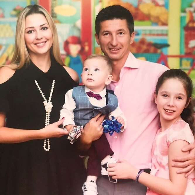 Жена Евгения Алдонина показала футболиста в роддоме