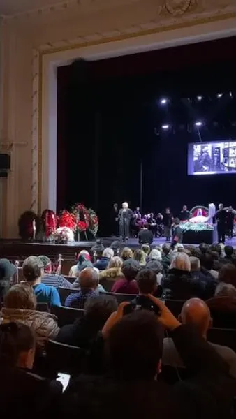 Нажми и смотри Нажми и смотри