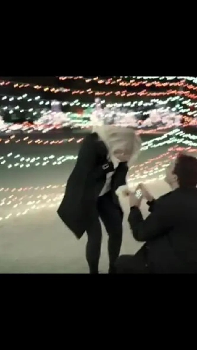 Нажми и смотри