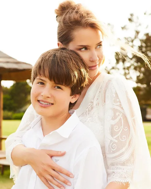 Алена Гаврилова с сыном от Рустама Тарико Алена Гаврилова с сыном от Рустама Тарико