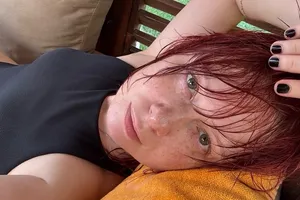 «Я себя не обманываю»: Юлия Савичева записала эмоциональное обращение к хейтерам после возвращения в соцсети «Я себя не обманываю»: Юлия Савичева записала эмоциональное обращение к хейтерам после возвращения в соцсети