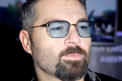 «Лопнули и развалились два диска»: Алексей Чумаков пережил экстренную операцию на позвоночнике «Лопнули и развалились два диска»: Алексей Чумаков пережил экстренную операцию на позвоночнике