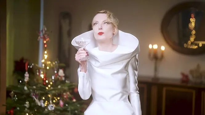 Нажми и смотри