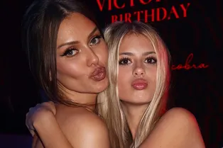 Виктория Боня пожаловалась на дочь после ее истерики из-за полета в эконом-классе