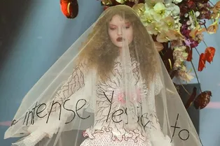 Неслужебный роман: отвязная круизная коллекция-2018 от Romance Was Born Неслужебный роман: отвязная круизная коллекция-2018 от Romance Was Born