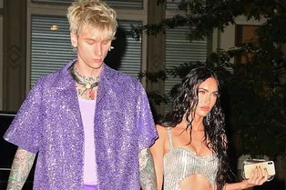«Я снова стану отцом!»: Machine Gun Kelly впервые прокомментировал беременность Меган Фокс «Я снова стану отцом!»: Machine Gun Kelly впервые прокомментировал беременность Меган Фокс