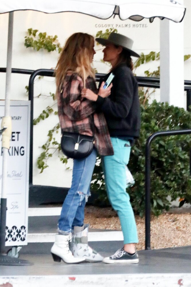 Классикалық порно актрисалар BBW порно бейнелерді қараңыз