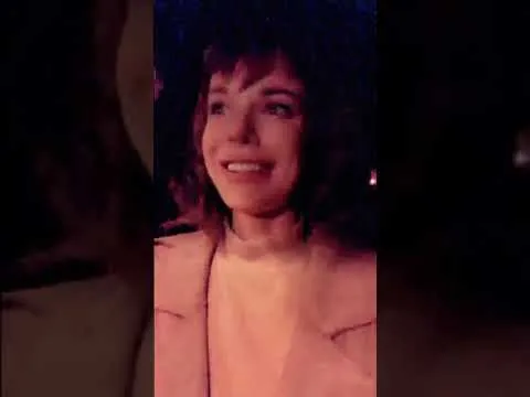 Нажми и смотри