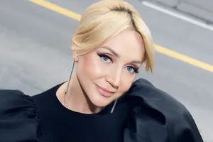 Кристина Орбакайте решила отсудить более 4 млн рублей за потоп в квартире, подаренной Аллой Пугачевой Кристина Орбакайте решила отсудить более 4 млн рублей за потоп в квартире, подаренной Аллой Пугачевой
