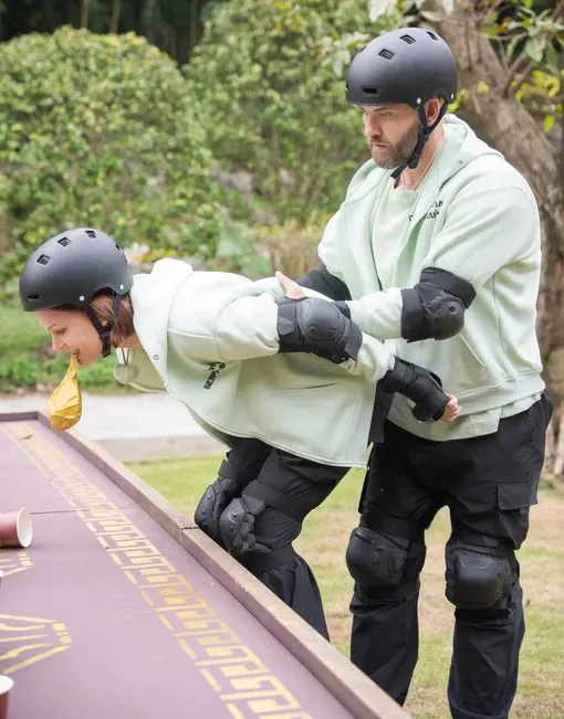 Ирина Безрукова и Станислав Влайку проходят испытания в реалити-шоу «Сокровища императора»