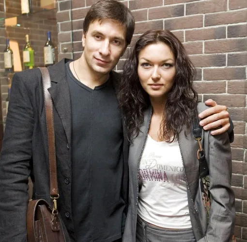 Григорий Антипенко с бывшей возлюбленной Юлией Такшиной