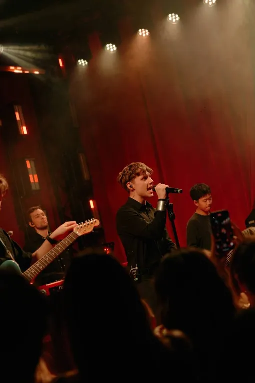 Ваня Дмитриенко